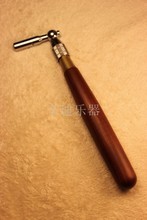 八角扳手在樂器維修中的應(yīng)用與選購指南