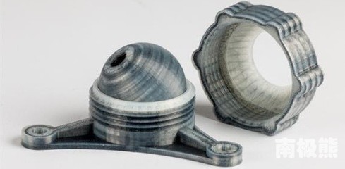 Markforged發(fā)布新一代碳纖維3D打印機(jī)Mark Two，加速3D打印基礎(chǔ)材料市場(chǎng)擴(kuò)張